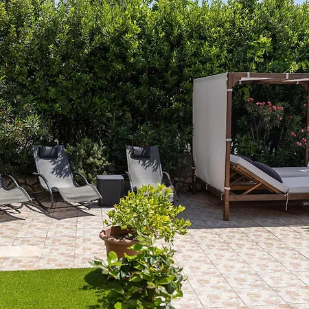 Lovely In شقة دْغاماي